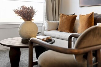 102 Mill Rd, Unit SI FL2-ID1380129P in Everett, MA - Foto de edificio - Building Photo