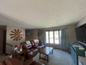 711 Lila Ave in Bellevue, NE - Building Photo - Building Photo