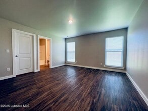 2061 Kenwood Ave in Lubbock, TX - Building Photo - Building Photo