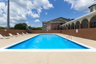 Equinox at Midtown in Chattanooga, TN - Building Photo - Building Photo