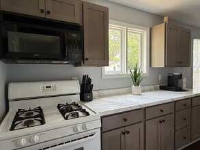 501 N Dickson St in Michigan City, IN - Foto de edificio - Building Photo