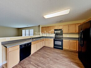 3173 Hidden Creek Dr in Nashville, TN - Building Photo - Building Photo