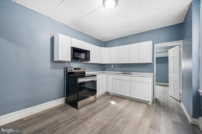 property at 1110 Morton Ave