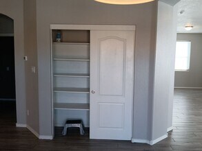 2261 Cortina Loop SE in Rio Rancho, NM - Building Photo - Building Photo