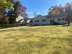 253 Holly Ave in Woodbury Heights, NJ - Building Photo - Building Photo