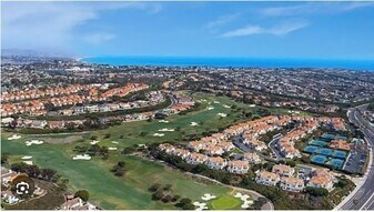 23 Wimbledon Ct in Dana Point, CA - Building Photo