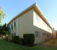 914 S Citron St in Anaheim, CA - Building Photo