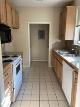709 Nightingale Ave, Unit D in McAllen, TX - Building Photo - Building Photo