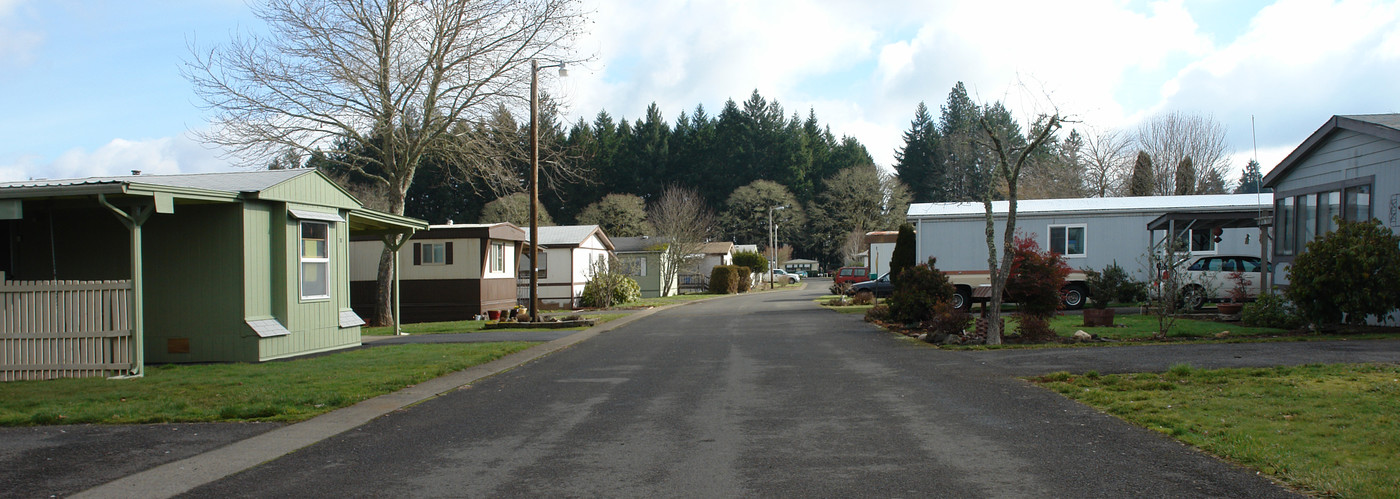 87860 Territorial Rd in Veneta, OR - Building Photo