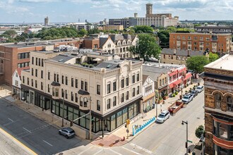 The Block in Milwaukee, WI - Foto de edificio - Building Photo