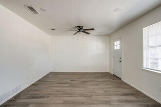 311 Tanny St in Westworth Village, TX - Building Photo - Building Photo