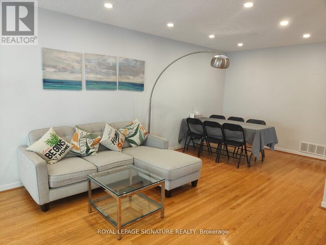 property at 454 Fendalton St