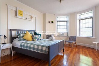 187 Winthrop Rd, Unit 1 in Brookline, MA - Foto de edificio - Building Photo
