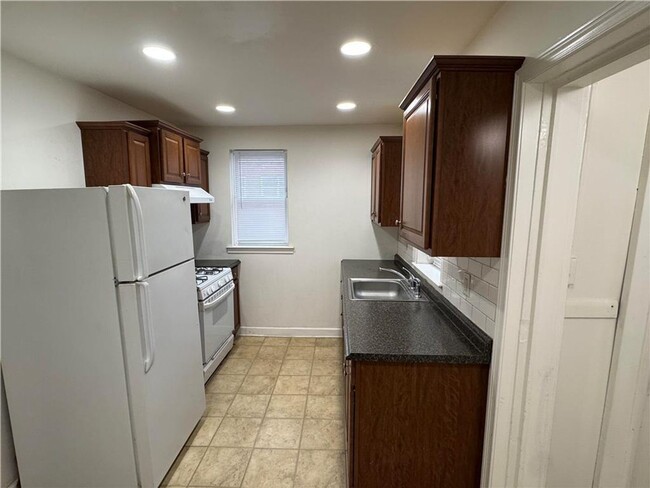 528 Park Pl in Bethlehem, PA - Building Photo - Building Photo