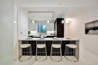 3030 N Ocean Blvd in Fort Lauderdale, FL - Foto de edificio - Building Photo