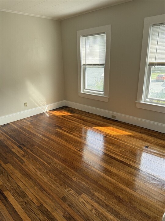 81 Nightingale Ave in Quincy, MA - Building Photo