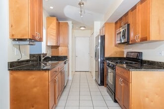248 Butternut Ln in Streamwood, IL - Building Photo - Building Photo