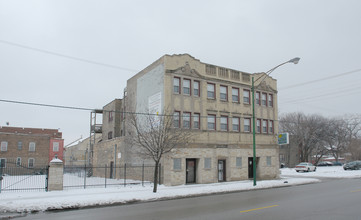 1010 E 79th St in Chicago, IL - Foto de edificio - Building Photo