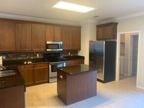 9862 NW 18th Rd in Gainesville, FL - Building Photo - Building Photo