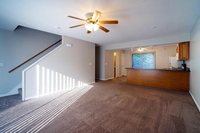 17 Silver Creek Dr in Morgantown, WV - Building Photo - Building Photo