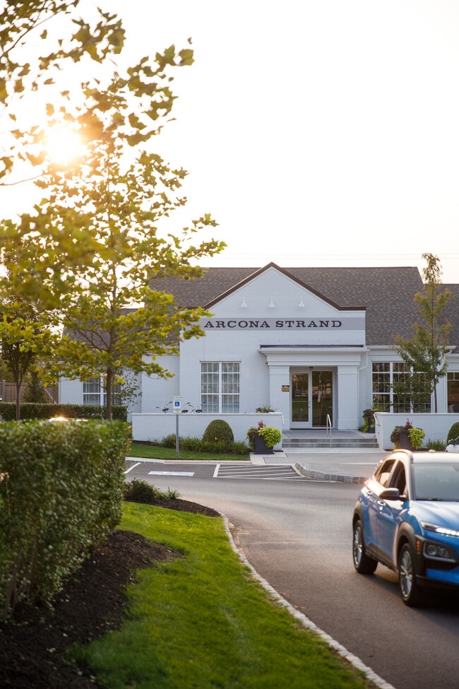 Arcona Strand in Mechanicsburg, PA - Foto de edificio - Building Photo