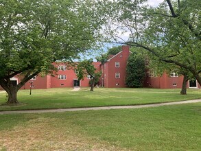 NorthPark Gardens in Salisbury, MD - Building Photo - Building Photo