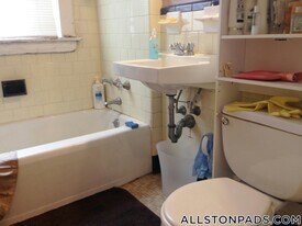 215 Harvard Ave, Unit 4 in Boston, MA - Building Photo