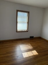 326 E Mcpherson Ave in Findlay, OH - Building Photo - Building Photo