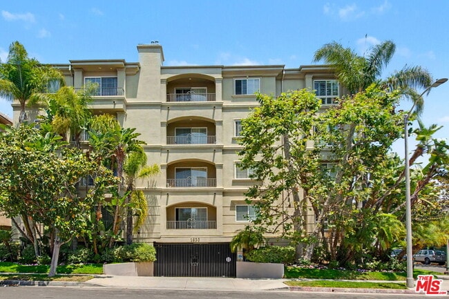 property at 1830 Pelham Ave
