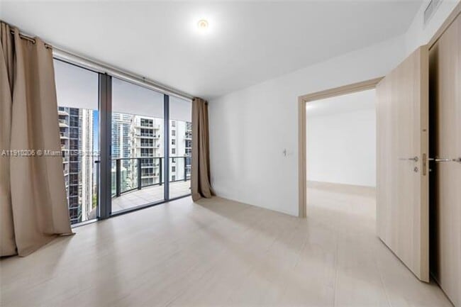 property at 1000 Brickell Plaza