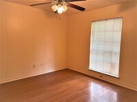 3123 Village Woods Dr photo'