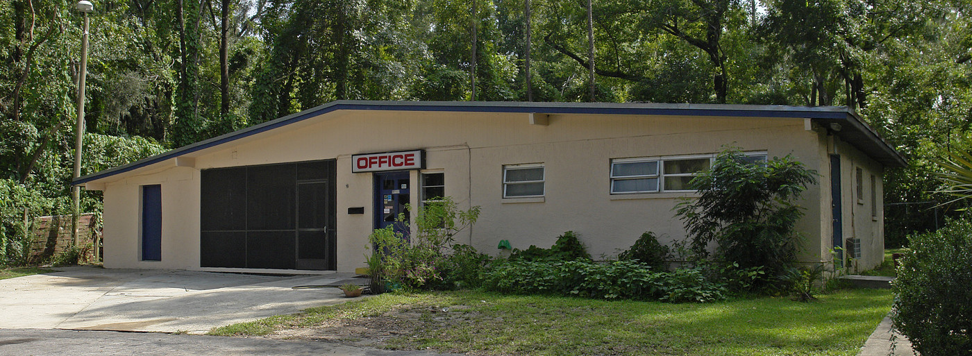 2307 SW 13th St in Gainesville, FL - Building Photo