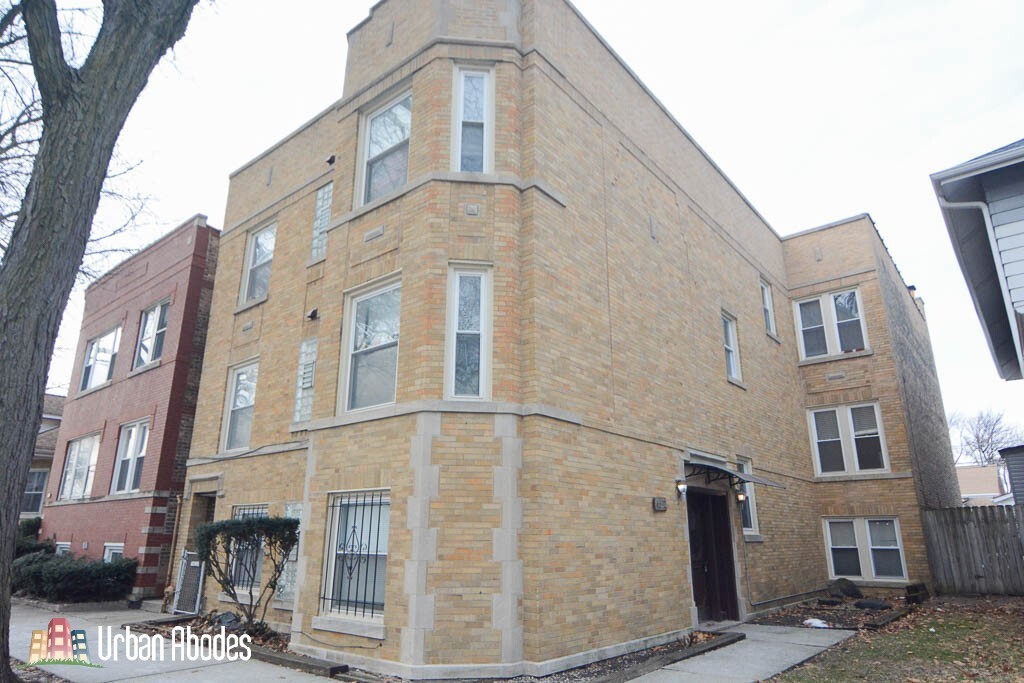 4512 N Laporte Ave, Unit A08K in Chicago, IL - Building Photo