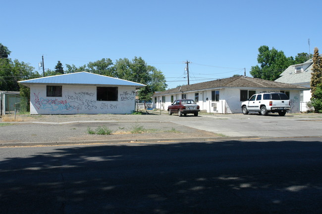 610-612 N 6th St in Yakima, WA - Building Photo - Building Photo