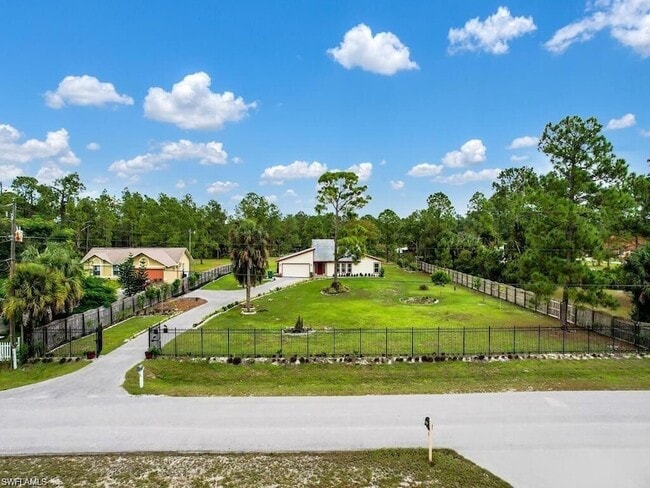 260 12th St SE in Naples, FL - Building Photo - Building Photo