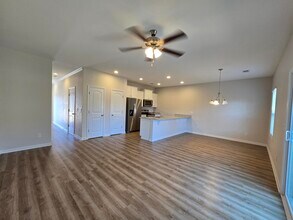 1785 Snead Dr in Sumter, SC - Building Photo - Building Photo