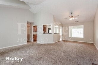 6057 Devonshire Dr in Flowery Branch, GA - Building Photo - Building Photo