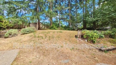 13898 Chinook Cir NW in Bremerton, WA - Building Photo - Building Photo