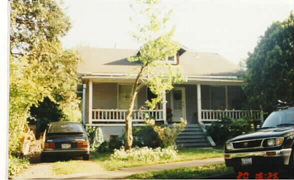 107 Redwood Ave in Corte Madera, CA - Building Photo