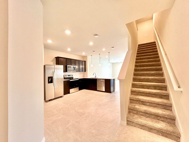 4652 Sparkling Shell Ave in Kissimmee, FL - Building Photo - Building Photo