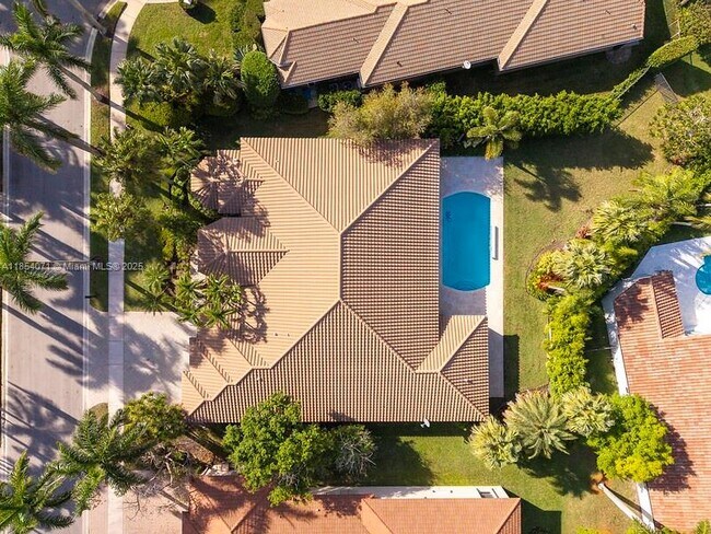 2454 Provence Ct in Weston, FL - Building Photo - Building Photo