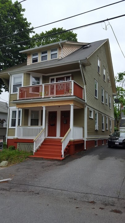 55 Methyl St in Providence, RI - Foto de edificio