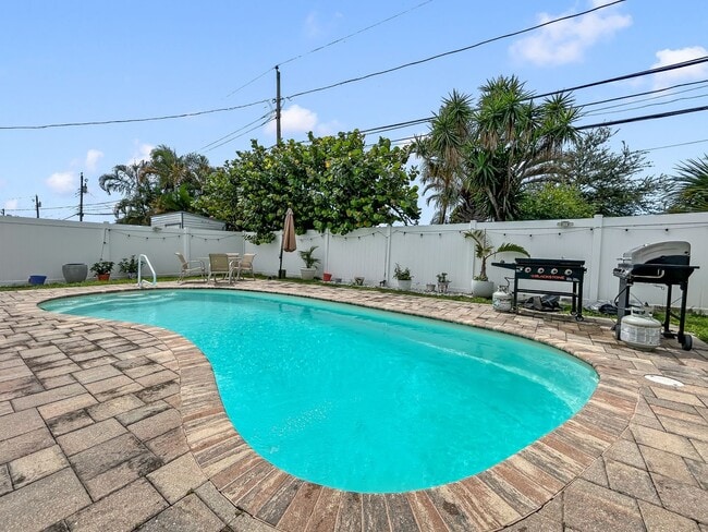 property at 10904 Temple Ave