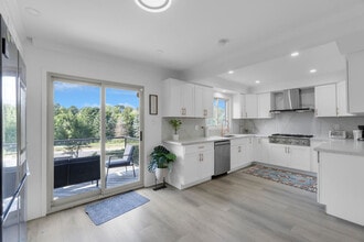 1963 Roy Ivor Crescent, Unit SI ID1403765P in Mississauga, ON - Building Photo - Building Photo