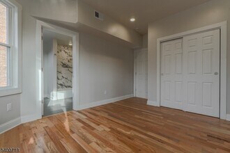 882 S 14th St in Newark, NJ - Building Photo - Building Photo