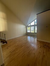 832 loadstone court in Rohnert Park, CA - Building Photo - Building Photo