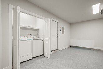 9127 Jean Verte in San Antonio, TX - Building Photo - Building Photo