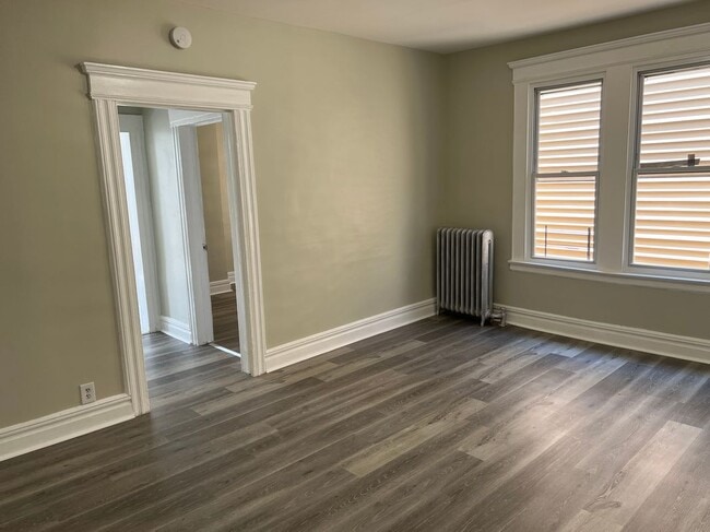 51 Hawkins St in Newark, NJ - Building Photo - Building Photo