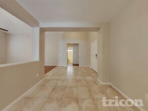 12513 W Aster Dr in El Mirage, AZ - Foto de edificio - Building Photo