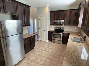 225 Claudia Dr in Grovetown, GA - Building Photo - Building Photo
